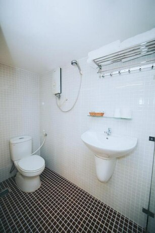Imagen de la habitación del Hotel Yhd. Foto 10