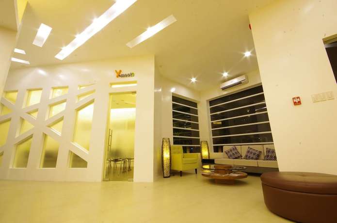 Imagen de los interiores del Hotel Yhotel. Foto 16