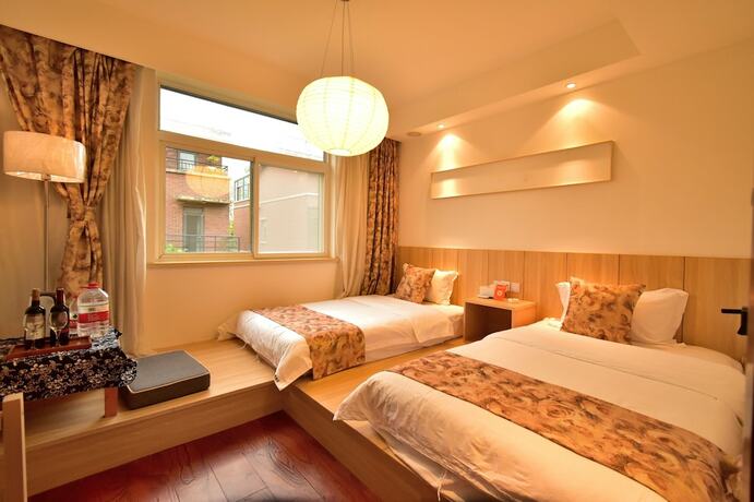 Imagen general del Hotel Yi Ming Shu Ju. Foto 10