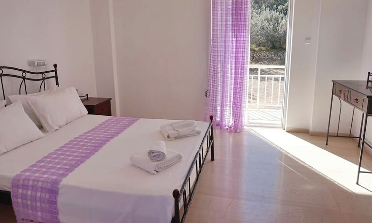 Imagen de la habitación del Hotel Yialos Studios, Skala (Agkistri). Foto 19