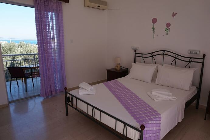 Imagen general del Hotel Yialos Studios, Skala (Agkistri). Foto 7
