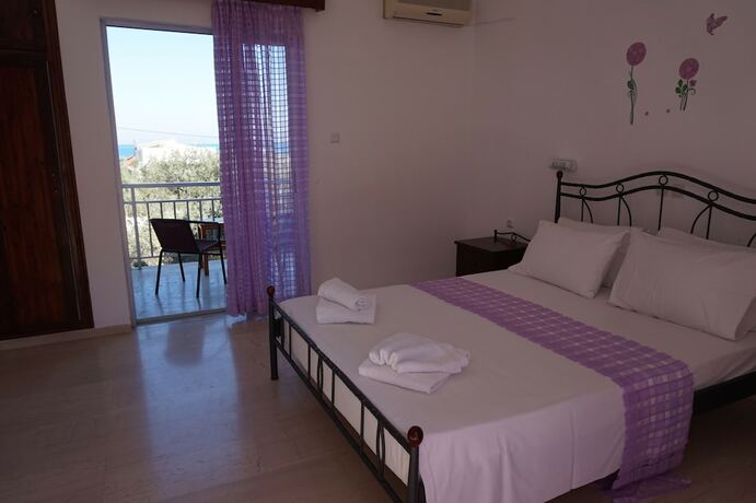 Imagen general del Hotel Yialos Studios, Skala (Agkistri). Foto 14