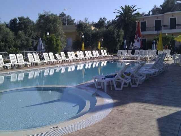 Imagen general del Hotel Yianetta Complex. Foto 12