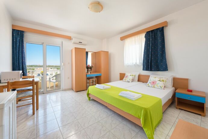 Imagen de la habitación del Hotel Yiannis Apartments. Foto 16