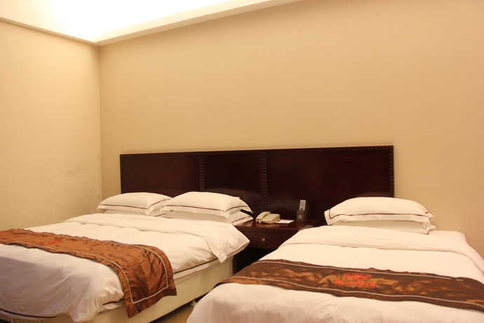 Imagen de la habitación del Hotel Yifeng. Foto 2