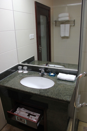 Imagen de la habitación del Hotel Yifeng. Foto 6