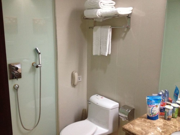 Imagen de la habitación del Hotel Yifeng. Foto 9
