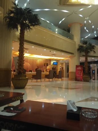 Imagen de los interiores del Hotel Yihai International Business Hotel. Foto 19