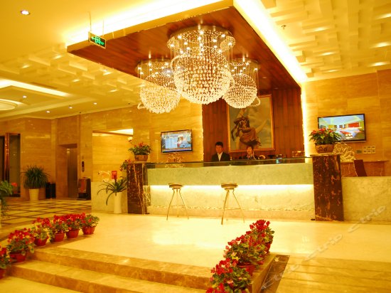 Imagen de los interiores del Hotel Yijia International. Foto 5