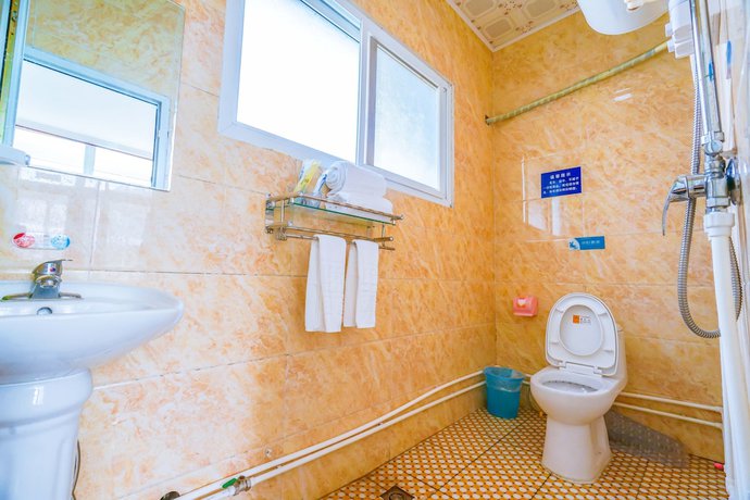 Imagen de la habitación del Hotel Yijie Holiday Water GreatWall No.1. Foto 8