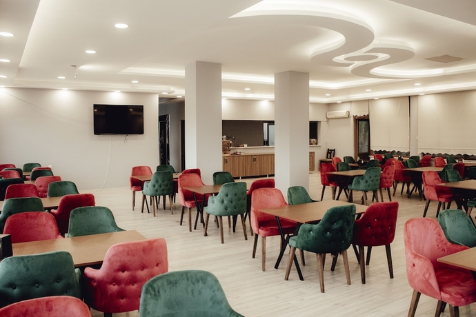 Imagen del bar/restaurante del Hotel Yilgin Otel. Foto 4