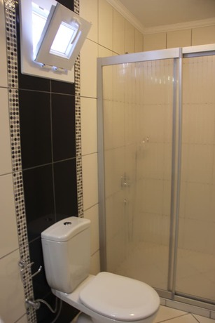 Imagen de la habitación del Hotel Yilmaz. Foto 7