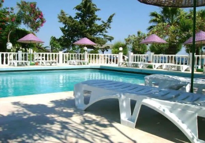 Imagen de la piscina del Hotel Yilmaz. Foto 18