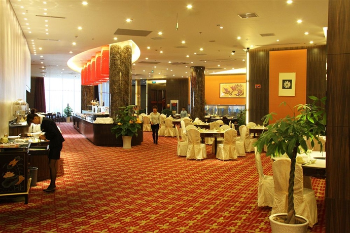 Imagen del bar/restaurante del Hotel Yimei Plaza. Foto 3