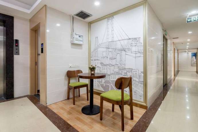 Imagen de los interiores del Hotel Yimi Guangzhou Yuexiu Park Branch. Foto 13