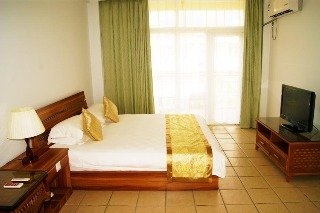 Imagen de la habitación del Hotel Yin Yun Seaview Resort. Foto 6