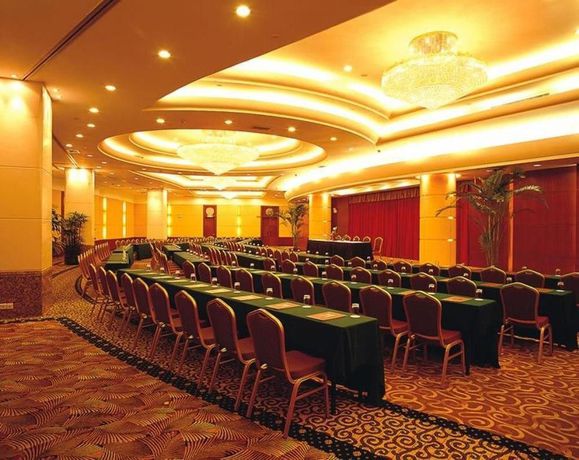 Imagen de los interiores del Hotel Yindo Zhuhai. Foto 16