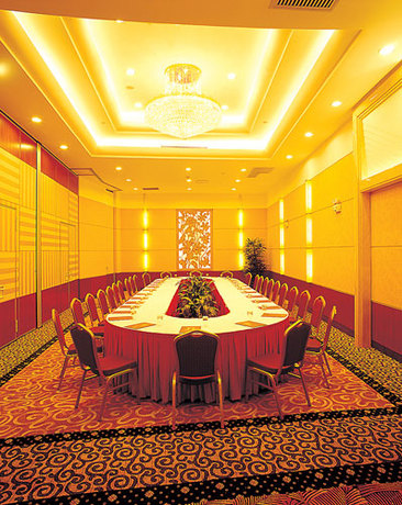 Imagen de los interiores del Hotel Yindo Zhuhai. Foto 18