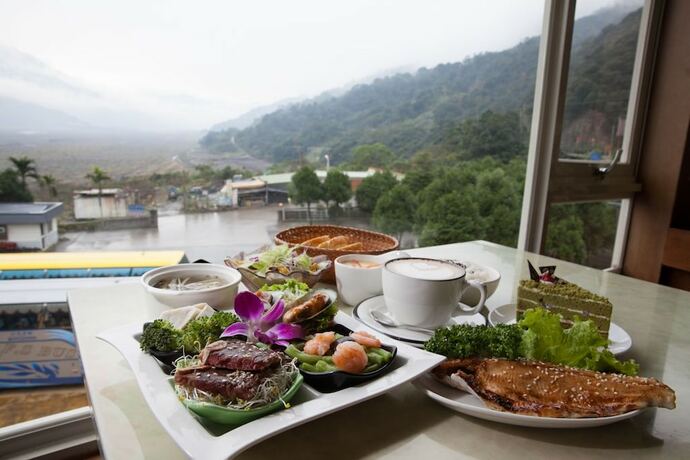 Imagen del bar/restaurante del Hotel Yingshih Resort. Foto 18