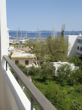 Imagen de la habitación del Hotel Yiorgos. Foto 6