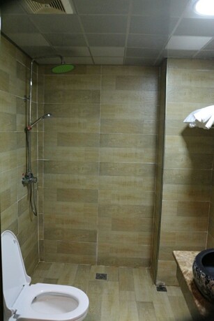 Imagen de la habitación del Hotel Yishan Inn. Foto 10