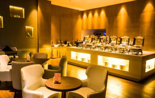 Imagen general del Hotel Yishang - Jingmen Yintai City Jingchu Institute of Technology. Foto 3