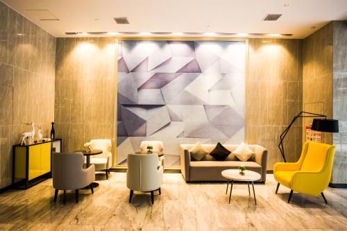 Imagen general del Hotel Yishang - Jingmen Yintai City Jingchu Institute of Technology. Foto 8