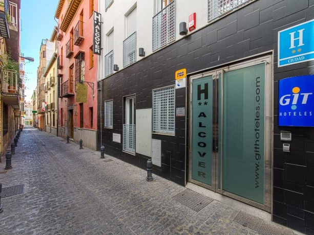 Imagen general del Hotel Yit Alcover. Foto 9