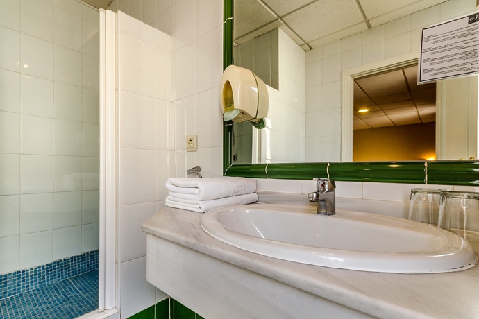 Imagen de la habitación del Hotel Yit Casablanca. Foto 6