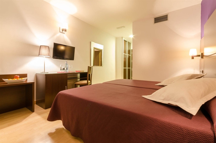 Imagen de la habitación del Hotel Yit Conquista De Granada. Foto 5