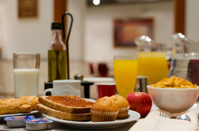 Imagen del bar/restaurante del Hotel Yit Conquista De Toledo. Foto 3