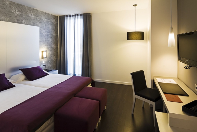 Imagen de la habitación del Hotel Yit Vía Sevilla Mairena. Foto 7