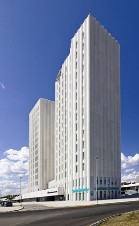 Imagen de los exteriores del Hotel Yit Vía Sevilla Mairena. Foto 11