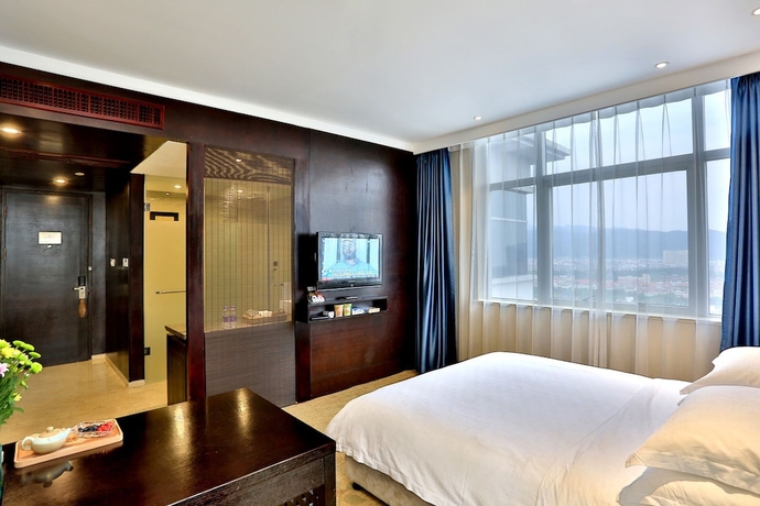 Imagen de la habitación del Hotel Yiwu Bali Plaza. Foto 10