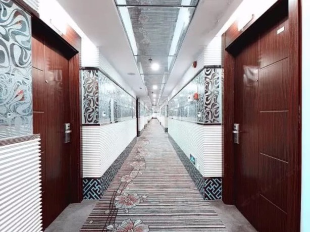Imagen de los interiores del Hotel Yiwu Chuzhou. Foto 13
