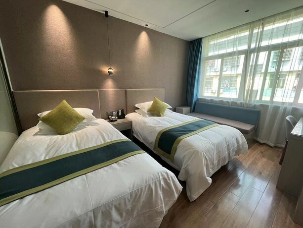 Imagen de la habitación del Hotel Yiwu Manting City. Foto 17