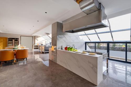 Imagen general del Hotel Yiwu WanYue International Holiday Inn. Foto 7