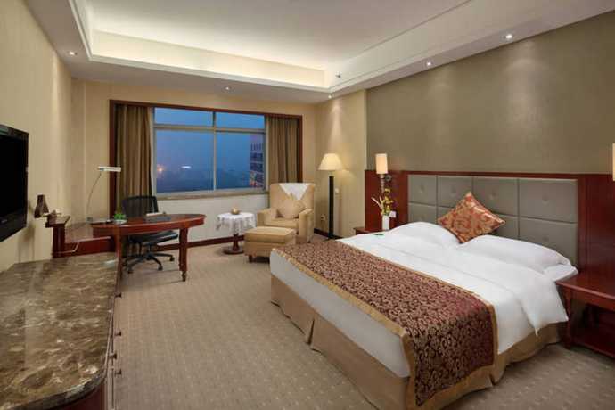 Imagen de la habitación del Hotel Yiyang Huatian. Foto 3