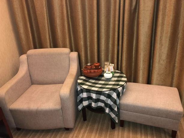 Imagen de la habitación del Hotel Yiyang Huatian. Foto 4