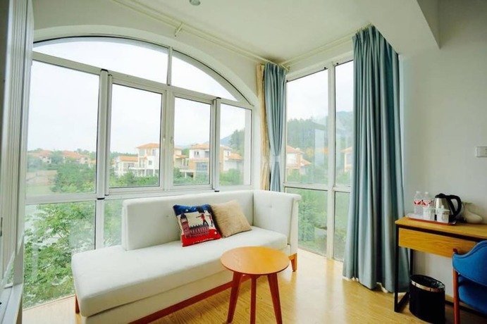 Imagen general del Hotel Yiyun Botique Inn Water Front Villa. Foto 3