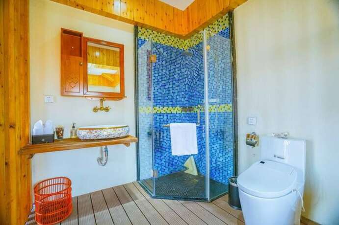 Imagen general del Hotel Yiyun Botique Inn Water Front Villa. Foto 16