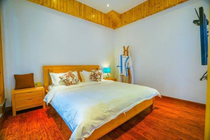 Imagen general del Hotel Yiyun Botique Inn Water Front Villa. Foto 19