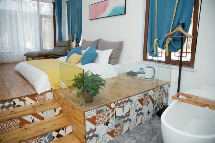 Imagen general del Hotel Yiyun Chunshe Meisu Hebi. Foto 2