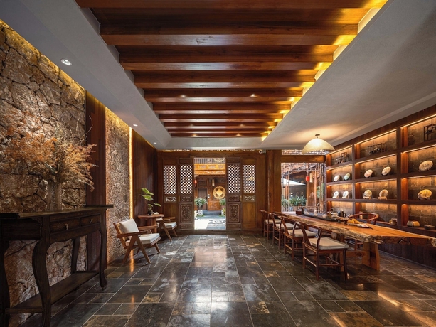 Imagen de los interiores del Hotel Yiyun Tingju Viewing Ancient Courtyard. Foto 16