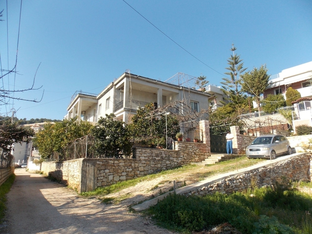 Imagen general del Hotel Ylli Apartments Saranda. Foto 1