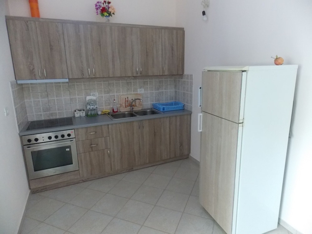 Imagen de la habitación del Hotel Ylli Apartments Saranda. Foto 13