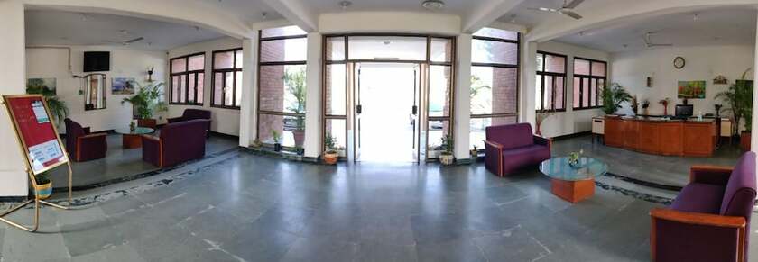 Imagen general del Hotel Ymca Greater Noida Programme Centre. Foto 10