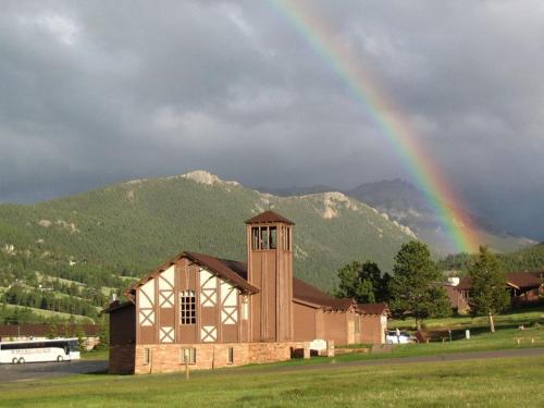 Imagen general del Hotel Ymca Of The Rockies Estes Park. Foto 3