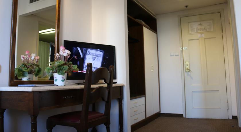 Imagen de los interiores del Hotel Ymca Three Arches. Foto 6