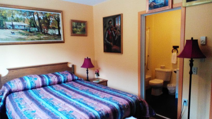 Imagen de la habitación del Hotel Ymir. Foto 18
